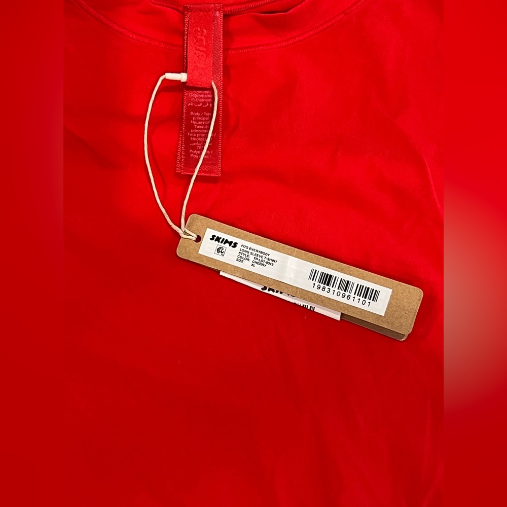 NWT SKIMS FITS EVERYBODY LONG SLEEVE T-SHIRT - Picture 3 of 3